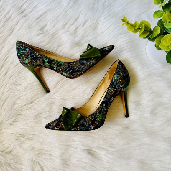 Butter Size 7.5 Made in Italy Heels Green Bow Peacock Print Pointed Toe Pumps - Picture 3 of 15